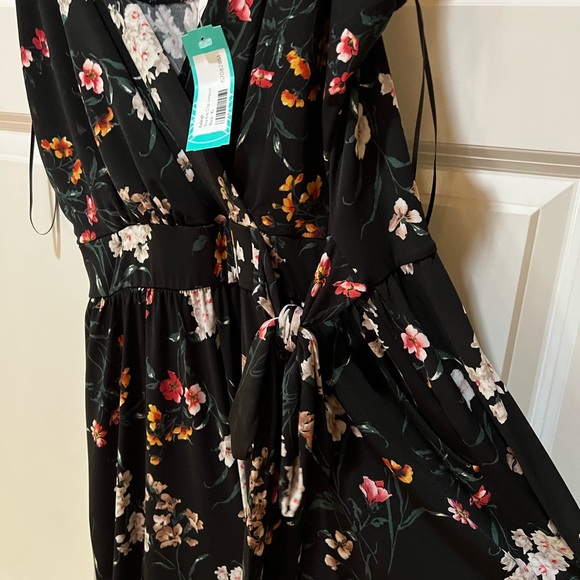 New jumper with pocket’s - Picture 2 of 7